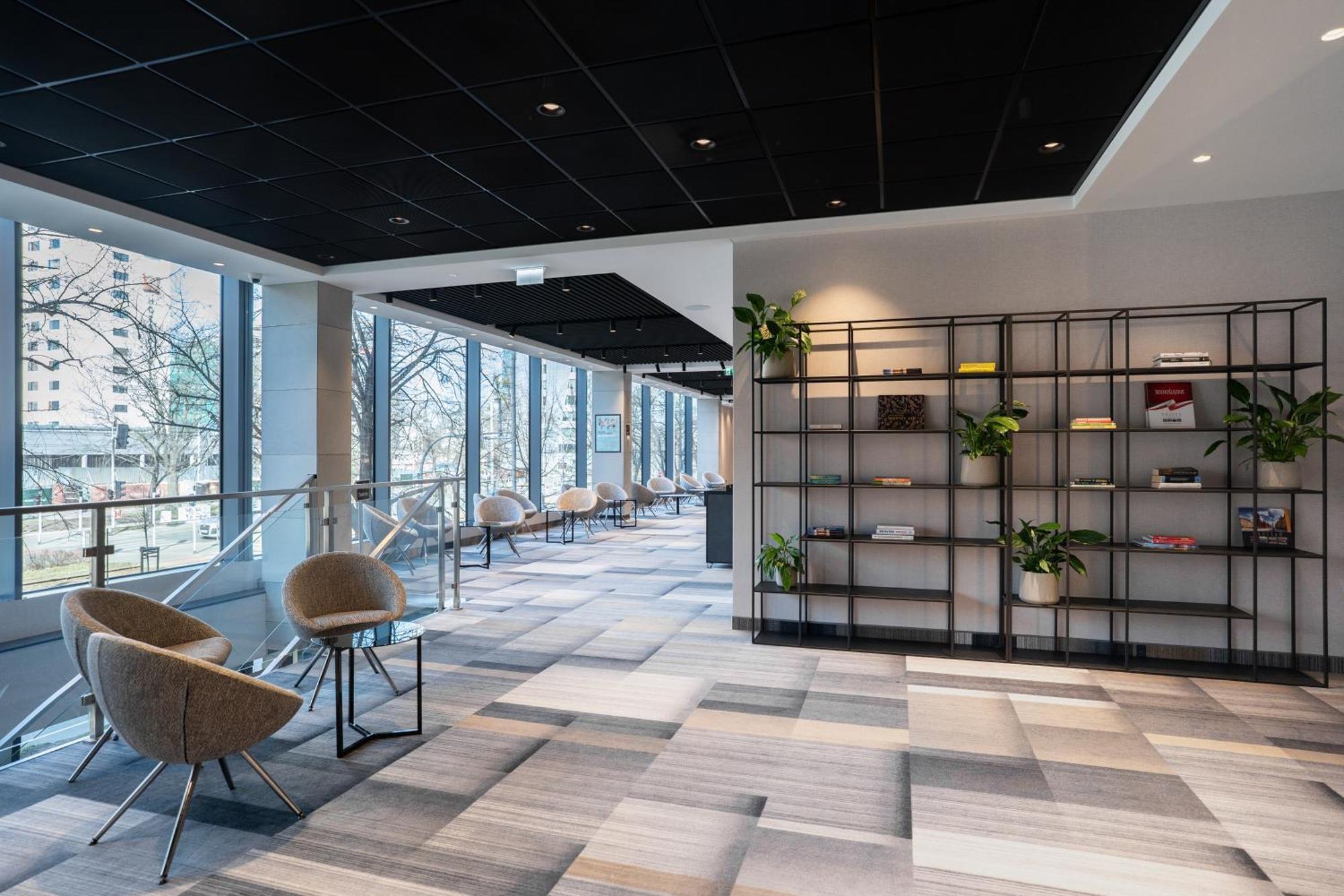 Q Hotel Plus Wroclaw Exterior photo