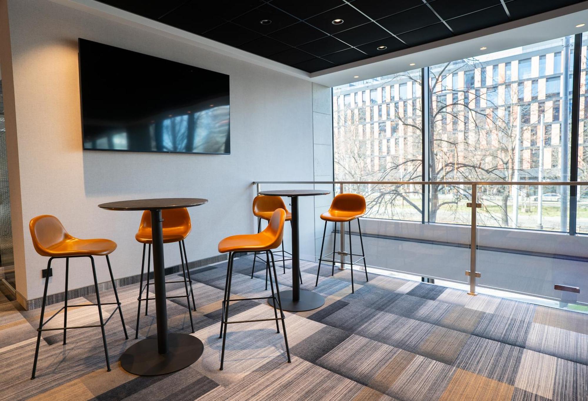Q Hotel Plus Wroclaw Exterior photo
